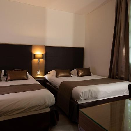 Hotel Restaurant Du Centre Et Du Lauragais Castelnaudary Dış mekan fotoğraf