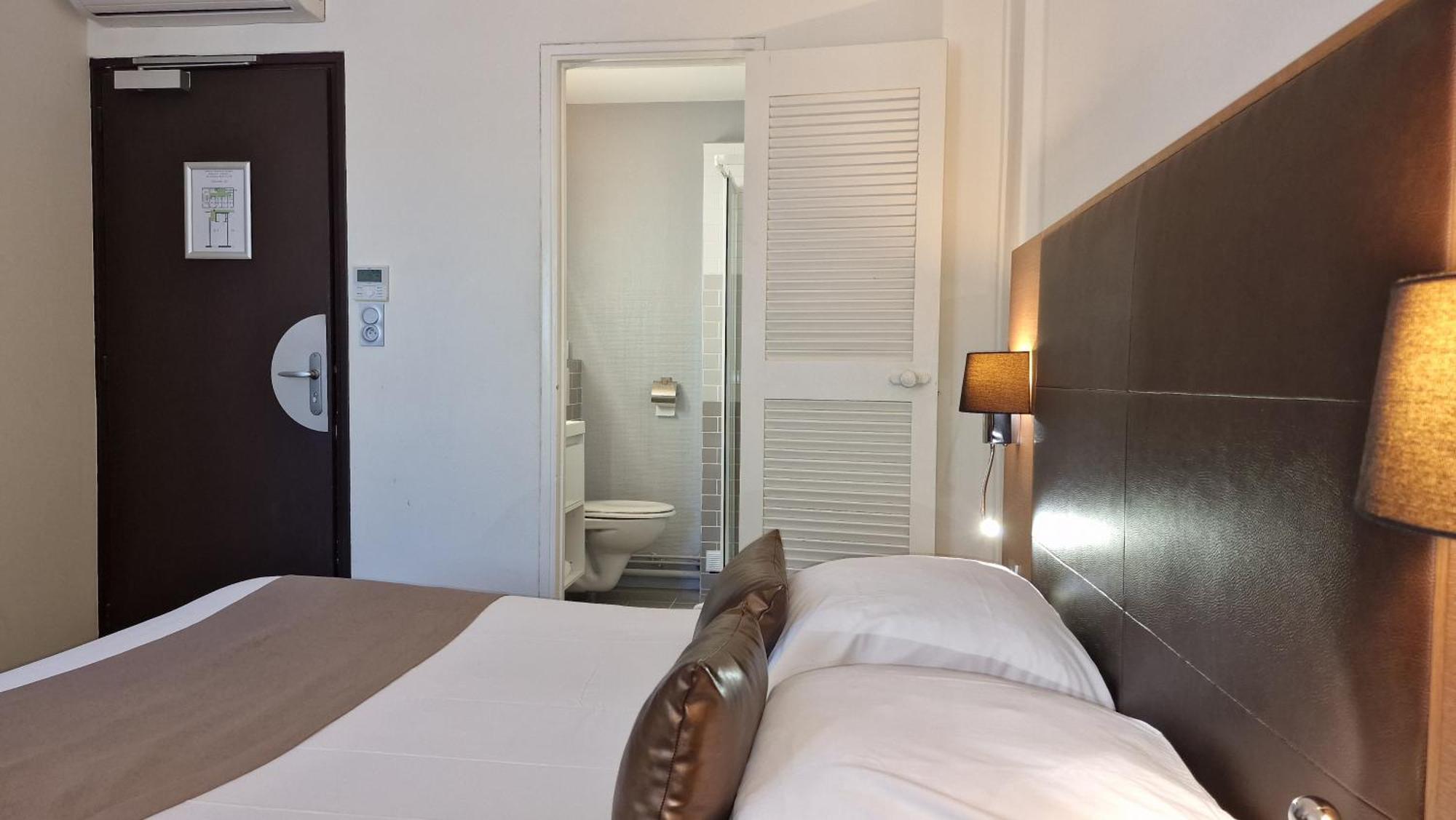 Hotel Restaurant Du Centre Et Du Lauragais Castelnaudary Dış mekan fotoğraf